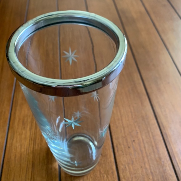Cocktail Shaker Mid-Century Modern Etched Atomic Starburst - Picture 6 of 9